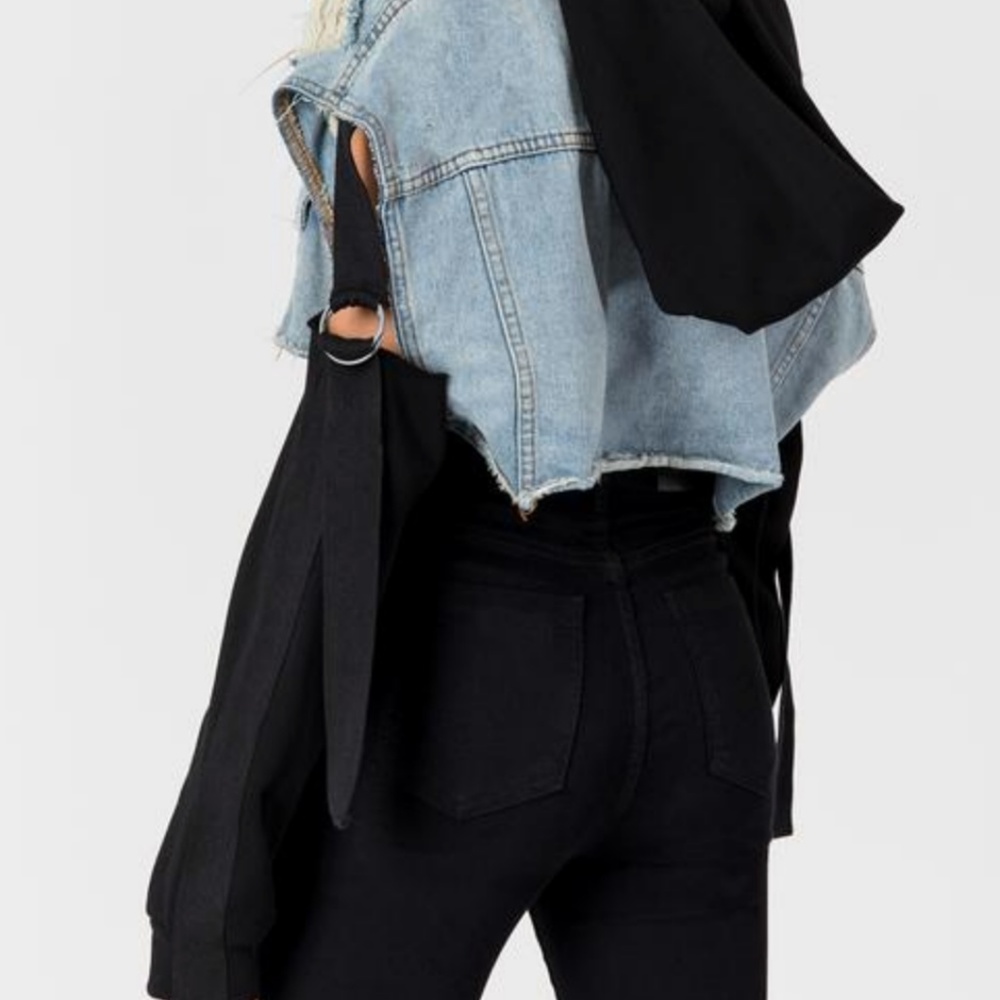 LF CARMAR  CROPPED SWEATSHIRT DENIM JACKET - Picture 2 of 2